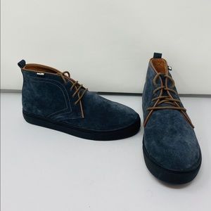 NIB*VENETTINI**Gray Suede Booties**US 5.5**$118